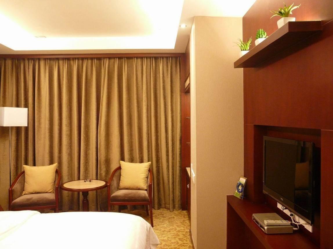 Golden City Hotel Foshan Exterior photo